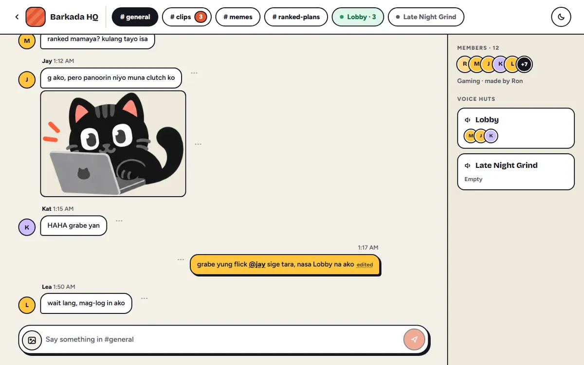 Chat that keeps up: Pictures, edits, mentions and unread badges, live.